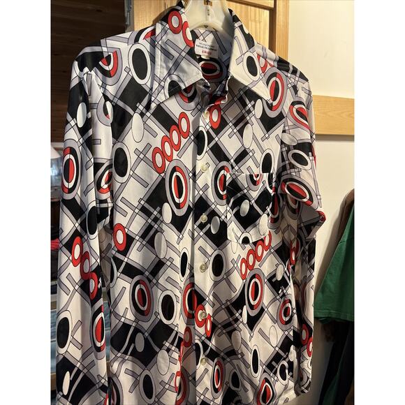Enro Vintage Men’s M Gray Red Abstract Long Sleeve Button Down Nylon Disco Shirt - Picture 6 of 12